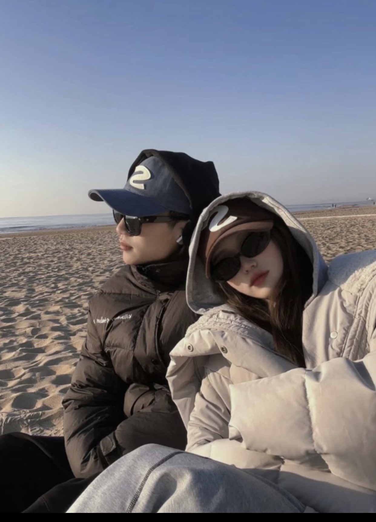 5 NĂM SAU TÔI LÀ BÁC SĨ ĐIỀU TRỊ CHO BẠN TRAI CŨ